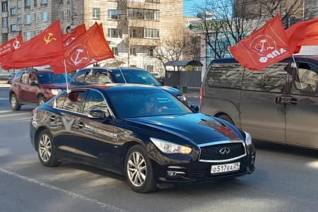 В Архангельске прошел автопробег ко Дню Космонавтики
