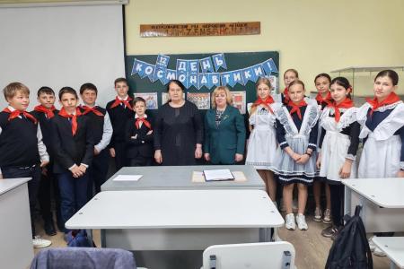Карачаево-Черкесия: Коммунист Гагарин в наших сердцах