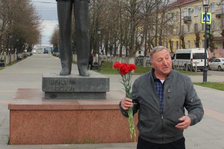 В Брянске коммунисты почтили память революционера И.И. Фокина