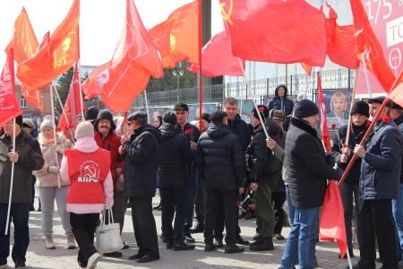 Томская область: Ленин жил, Ленин жив, Ленин будет жить!