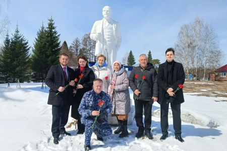 Томская область: Ленин жил, Ленин жив, Ленин будет жить!