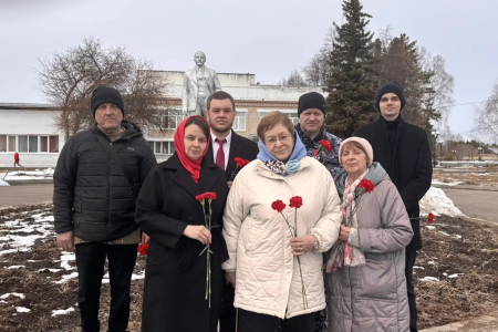 Томская область: Ленин жил, Ленин жив, Ленин будет жить!