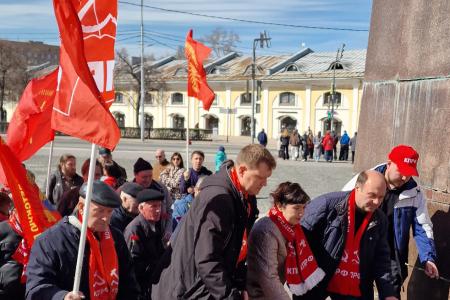 Торжественные мероприятия, посвященные 156-й годовщине со Дня рождения В.И. Ленина, прошли в Рязани