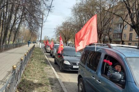 Подмосковные коммунисты: Имя Ленина в наших делах