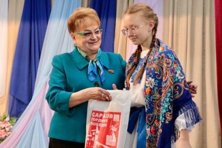 В Ровенском районе состоялось подведение итогов конкурса «Пусть крепнет дружба!», организованного Саратовским областным отделением КПРФ
