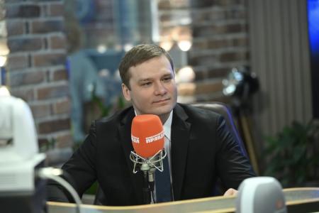 Валентин Коновалов выступил в эфире радио «Комсомольская правда» в программе «Партийная среда»