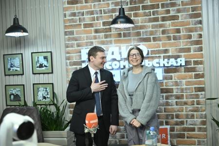 Валентин Коновалов выступил в эфире радио «Комсомольская правда» в программе «Партийная среда»