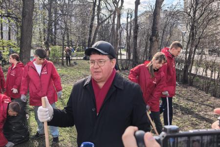 Фракция КПРФ в Самарской Губернской Думе приняла участие в общегородском субботнике