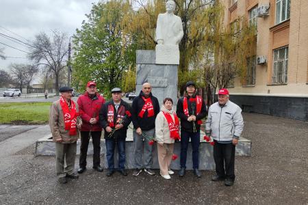 Волгоградские коммунисты достойно отметили день рождения В.И. Ленина