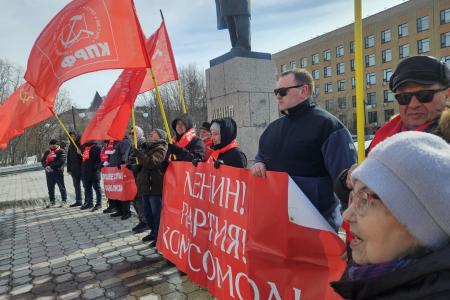 Ямало-Ненецкий автономный округ. В Салехарде состоялся митинг в честь 156-й годовщины со дня рождения В.И. Ленина