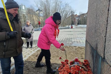 Ямало-Ненецкий автономный округ. В Салехарде состоялся митинг в честь 156-й годовщины со дня рождения В.И. Ленина