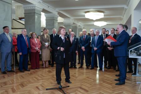 «Человек страны советов в Космосе». Г.А. Зюганов выступил на открывшейся в Госдуме выставке