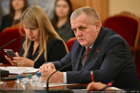 Состоялся круглый стол по вопросам льготного лекарственного обеспечения