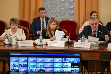 Состоялся круглый стол по вопросам льготного лекарственного обеспечения