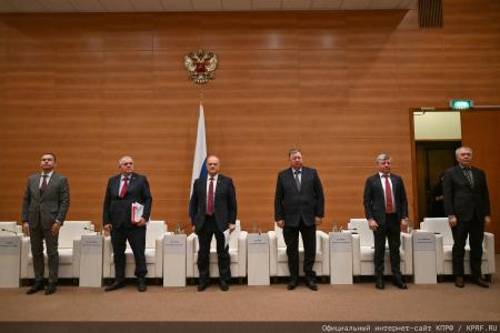 Состоялось заседание фракции КПРФ в Госдуме 14 апреля