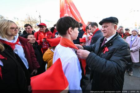 Г.А. Зюганов: Ленин открыл новый мир, где правил труд, а не капитал