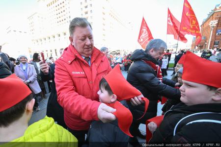 Г.А. Зюганов: Ленин открыл новый мир, где правил труд, а не капитал