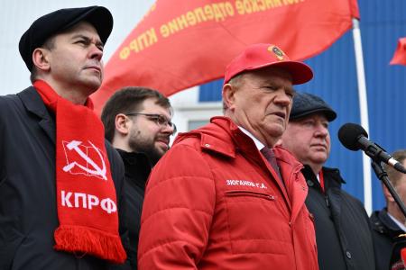 КПРФ - фронту. 20 апреля отправлен 152-й гуманитарный конвой КПРФ