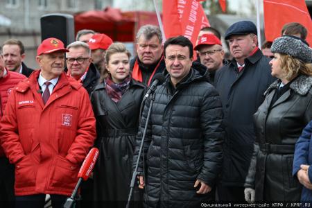 КПРФ - фронту. 20 апреля отправлен 152-й гуманитарный конвой КПРФ