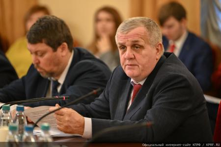 Леонид Калашников: Ключ к наведению порядка в миграционной сфере — законопроект КПРФ об организованном наборе