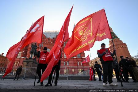 Г.А. Зюганов: Ленин открыл новый мир, где правил труд, а не капитал