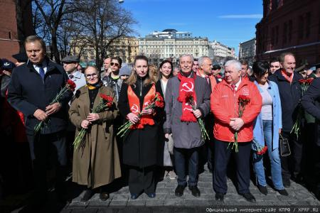 Г.А. Зюганов: Ленин открыл новый мир, где правил труд, а не капитал