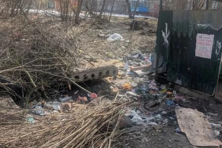 Депутат Госдумы фракции КПРФ Владимир Исаков провёл приём населения в городе Узловая Тульской области