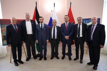 Коммунисты Москвы открыли выставку «Мечта Палестины 2026»