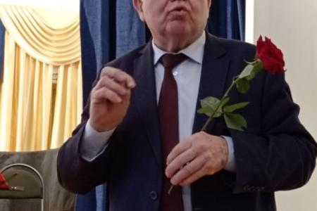 Ольга Алимова вместе с депутатом областной Думы Владимиром Есиповым посетила концерт ансамбля народных инструментов «Лель»