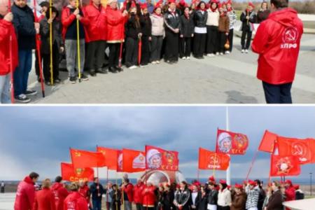 Саратовская область. Активисты КПРФ провели мероприятие, посвящённое Дню космонавтики