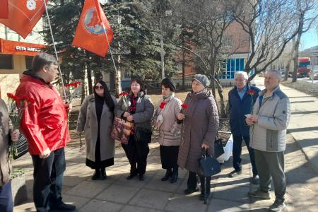 Коммунисты и комсомольцы Архангельска отметили День Космонавтики