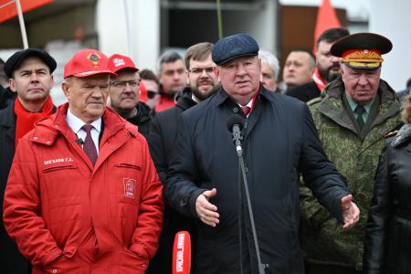 КПРФ - фронту. 20 апреля отправлен 152-й гуманитарный конвой КПРФ
