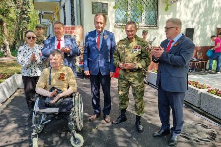 Секретари Московского обкома КПРФ Николай Васильев и Александр Наумов приняли участие в открытии мемориальной доски в Ленинском городском округе
