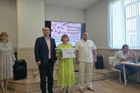 Рязанские коммунисты в г. Сасово поздравили библиотекарей с профессиональным праздником и посетили местное летное училище