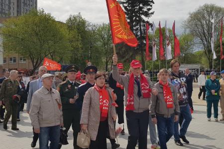 Рязанские коммунисты отметили 81-летие Победы под Красными Знаменами