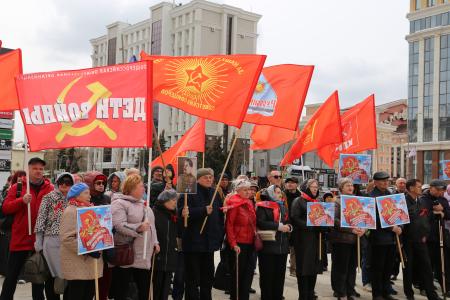 Мордовия. Красный Первомай в сердце Саранска: дождь не помешал нашей борьбе