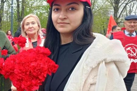 Кабардино-Балкария. Первомай в Нальчике: Мир придёт к социализму!