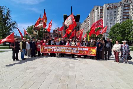 И помнит мир спасенный! Тамбовские коммунисты провели мероприятия в честь Дня Победы