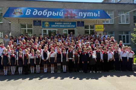 В Уфе отметили День пионерии: Александр Ющенко принял участие в торжественных мероприятиях