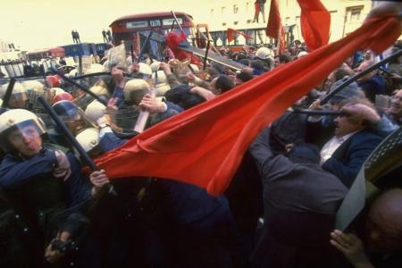 Дата в истории. 1 мая 1993 г. в Москве в ходе демонстрации произошли столкновения манифестантов с милицией