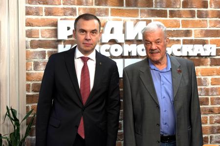 Юрий Афонин в эфире радио «КП»: об Антифашистском форуме, «Программе Победы», Народном референдуме и образе будущего