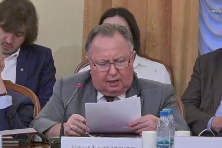 Президент МФДЕН, профессор Валерий Алексеев на круглом столе КПРФ : «Русский народ космичен – ему мало буржуазного комфорта»