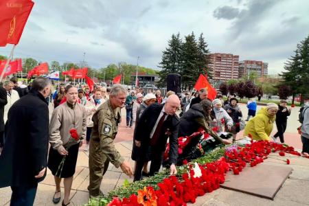 «Правда о войне — за нами!»: коммунисты Калининграда провели митинг в честь 81-й годовщины Великой Победы
