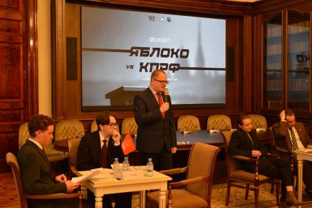 Финал турнира по молодежным дебатам в Петербурге: триумф команды ЛКСМ РФ!