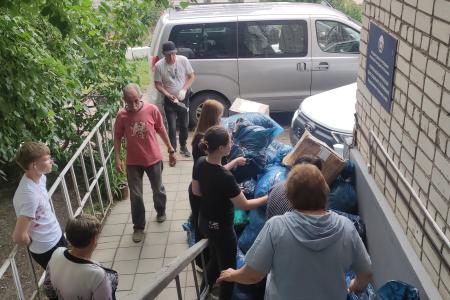 Новгородские коммунисты доставили гуманитарный груз в зону СВО