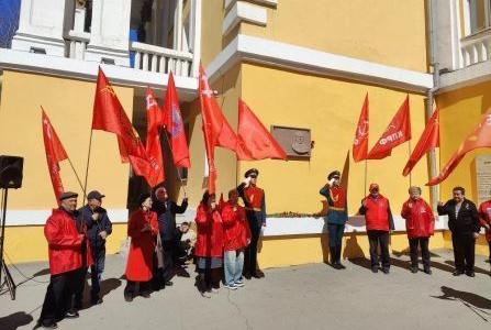 Забайкальский край. Торжественный митинг в Чите: помнить и чтить подвиг маршала Советского Союза Родиона Малиновского