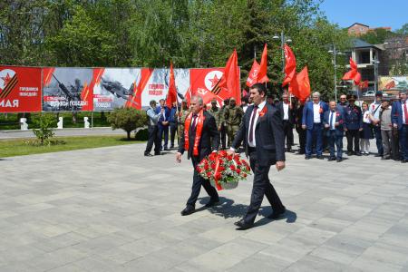 Коммунисты Дагестана отметили 81-ю годовщину Великой Победы