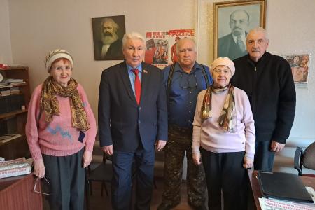 У коммунистов боевой настрой. Секретари Тамбовского обкома КПРФ провели серию встреч с партактивом