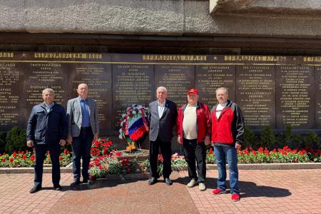 Бюст Генералиссимуса Иосифа Виссарионовича Сталина доставлен в Севастополь в канун Дня Победы!