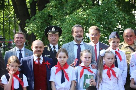 В Уфе отметили День пионерии: Александр Ющенко принял участие в торжественных мероприятиях